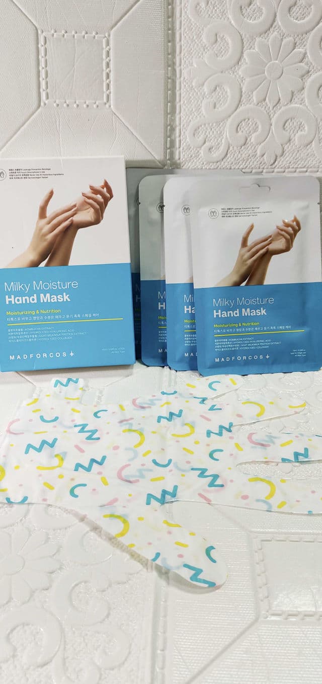 MADFORCOS Milky Moisture Hand Mask review photo by viviwidjaja7