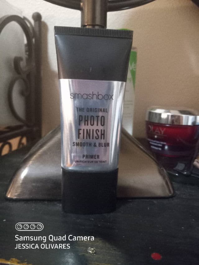 Smashbox Photo Finish Smooth & Blur Primer review photo by Jolivares1717