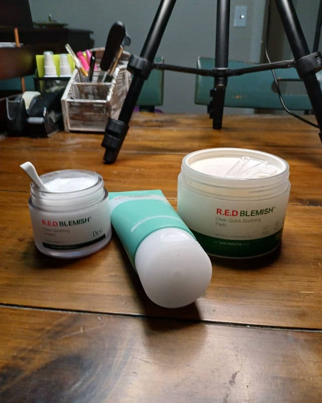 DR.G pH Cleansing Red Blemish Clear Soothing Foam review photo by Jolivares1717