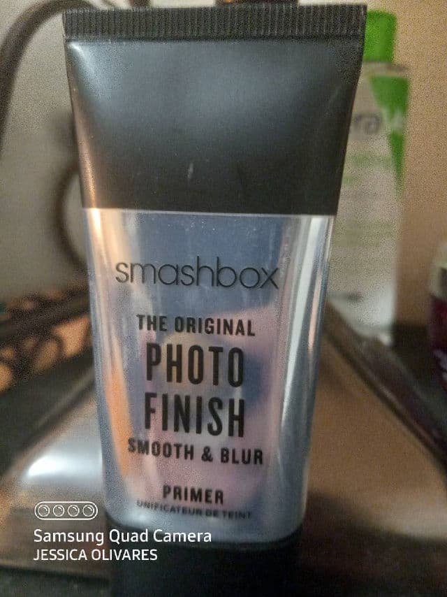 Smashbox Photo Finish Smooth & Blur Primer review photo by Jolivares1717