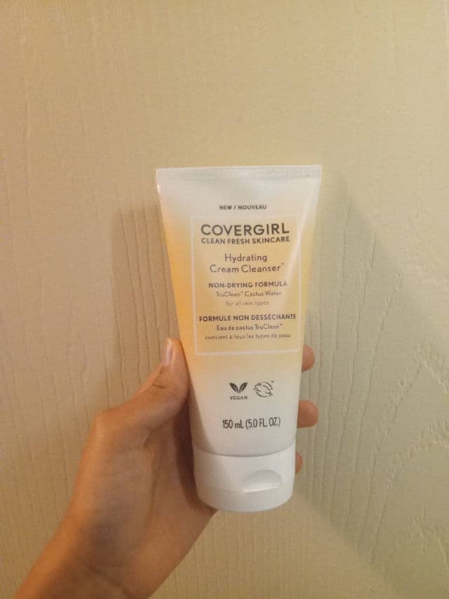 CoverGirl Clean Fresh Hydrating Cream Cleanser review photo by Asyyy22