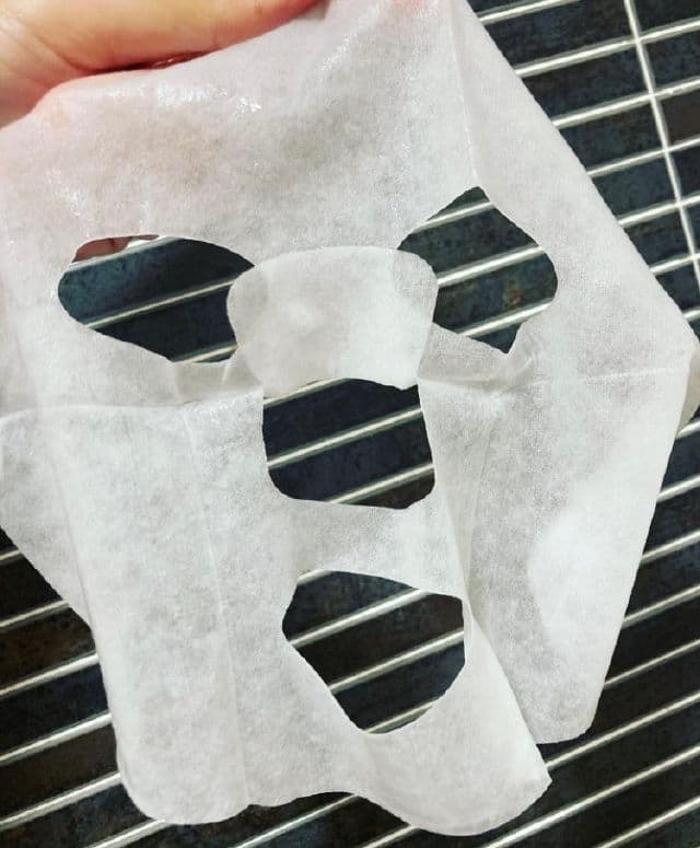 Orjena Natural Moisture Collagen Mask Sheet review photo by Beautyadictas