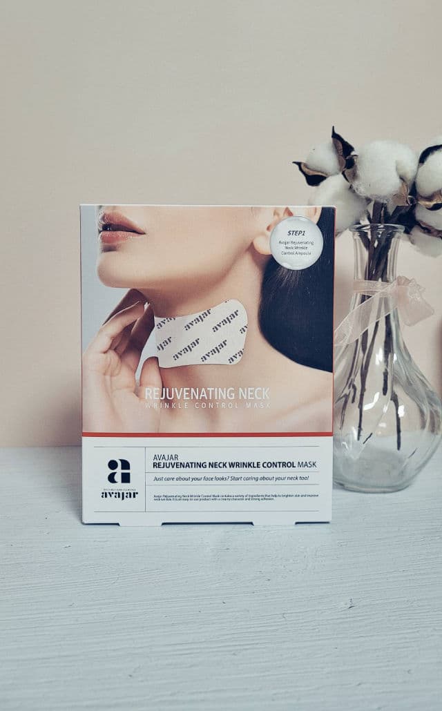 Avajar Perfect Neck Age Wrinkle Control Mask review photo by Kbeautytravel