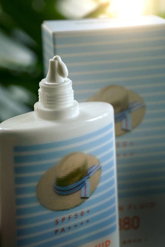 THANK YOU FARMER Safe Sun Fluid Age 0880 SPF50 + PA++++ review photo by PickyGlay