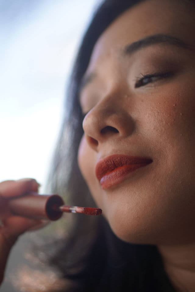 Sunnies Face Lip Dip  review photo by PickyGlay