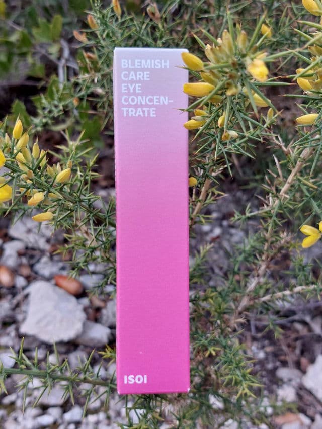 Isoi Bulgarian Rose Blemish Care Eye Concentrate review photo by TheGreenFramboise