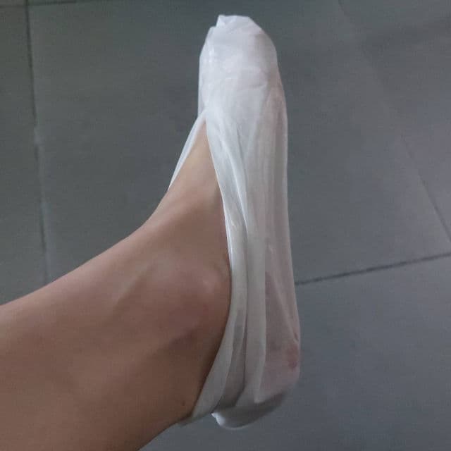 Purederm Shiny & Soft Foot Peeling Mask review photo by RedMarine28