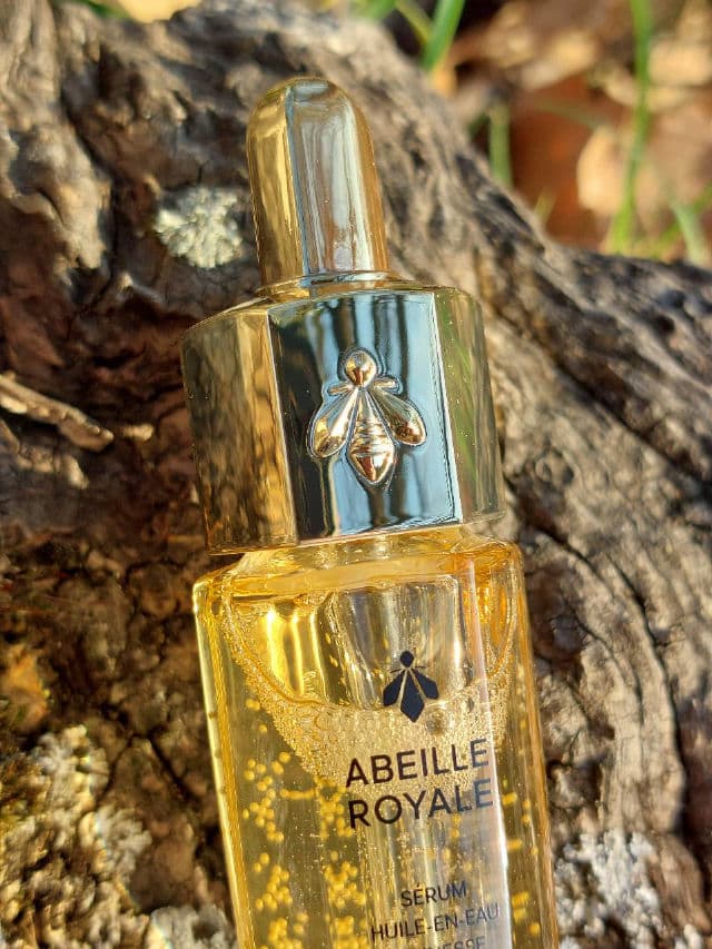 Guerlain Abeille Royale Advanced Youth Watery Oil review photo by TheGreenFramboise