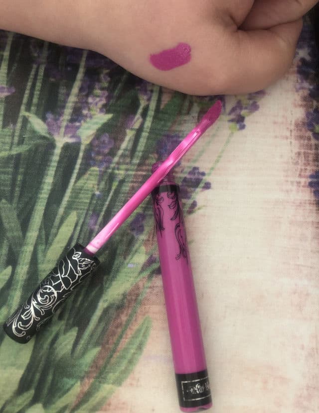 KVD Beauty Queen of Poisons review photo by beautyismygossip