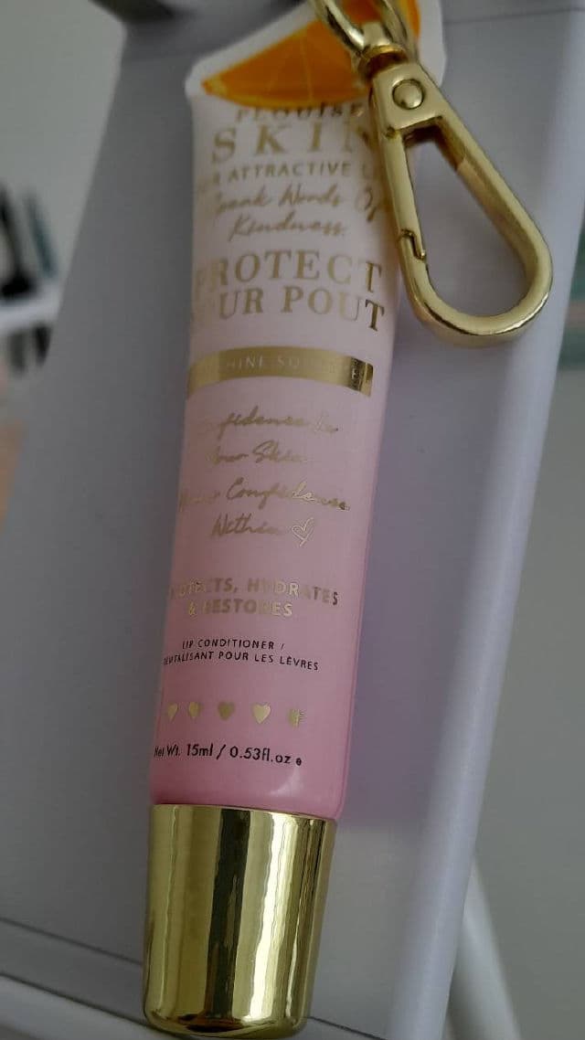PLouise Protect Your Pout Lip Conditioner  review photo by ToffeeNugget