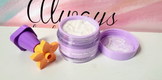 Skin Proud Daily Saviour - Skin Restoring Cream review photo by Annienabeel