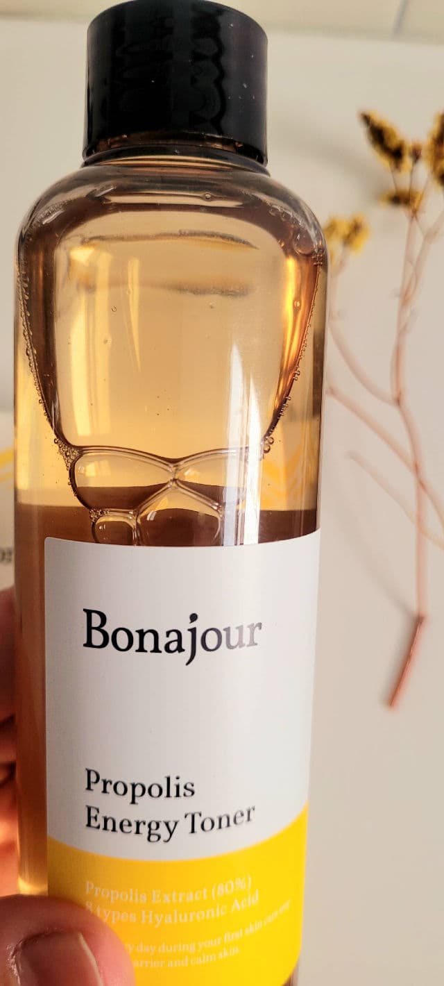 Bonajour Propolis Energy Toner review photo by Annienabeel