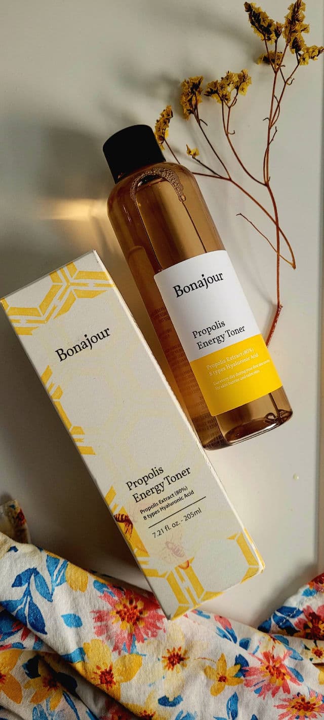 Bonajour Propolis Energy Toner review photo by Annienabeel