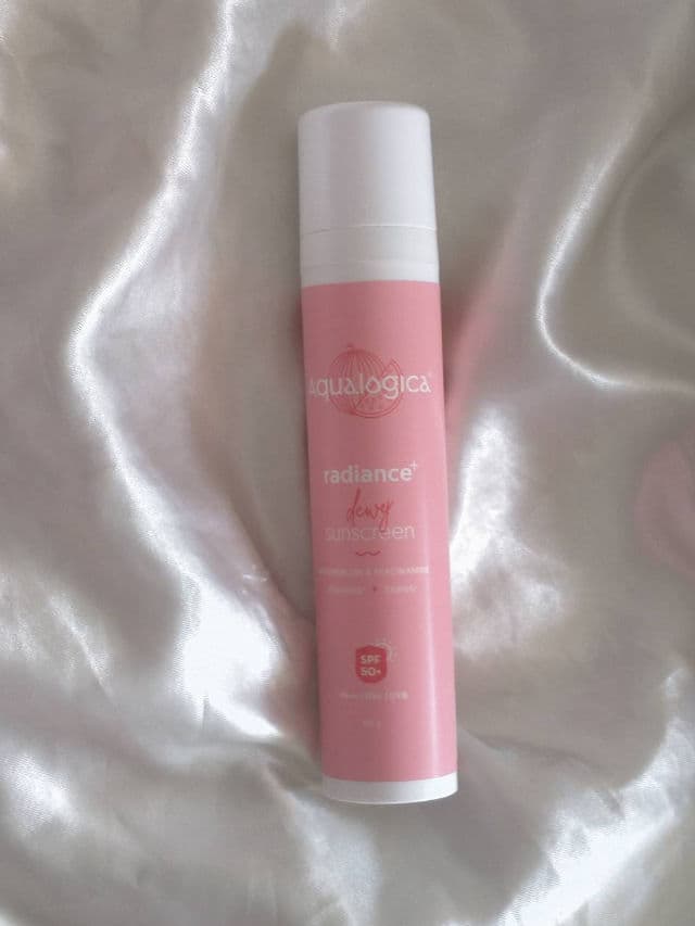 Aqualogica Radiance+ Dewy Sunscreen SPF 50+ PA+++ review photo by aditie
