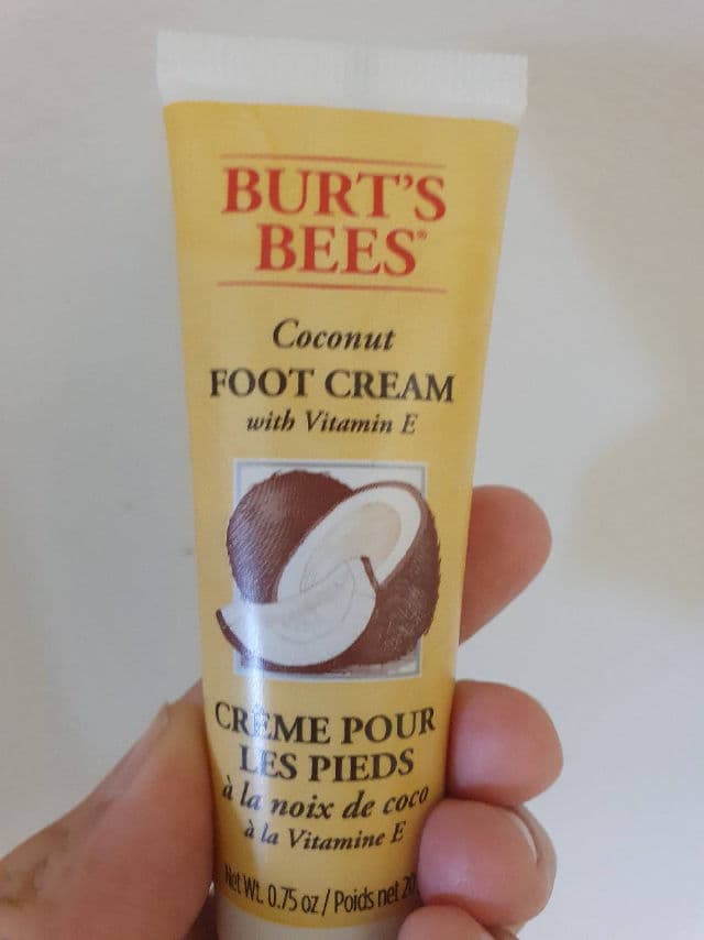Burt's Bees Coconut Foot Creme review photo by Manilaa