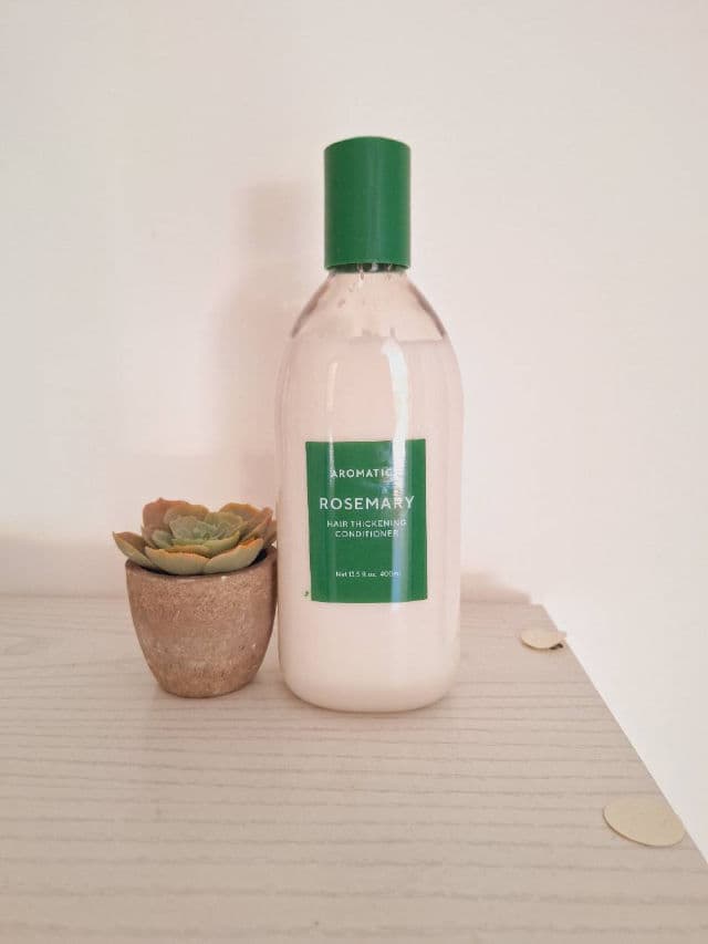 Aromatica Rosemary Hair Thickening Conditioner review photo by angelaemike90