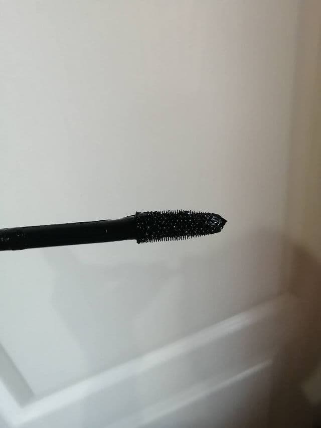 CoverGirl Lash Blast Volume Mascara review photo by MissDiorCherie
