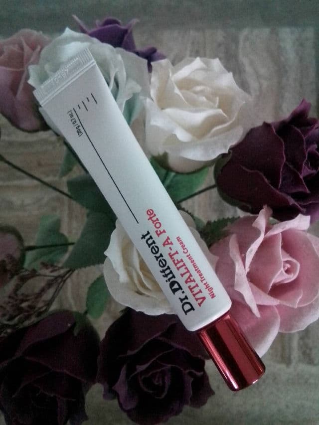 Dr.Different Vitalift-A Forte review photo by Janete