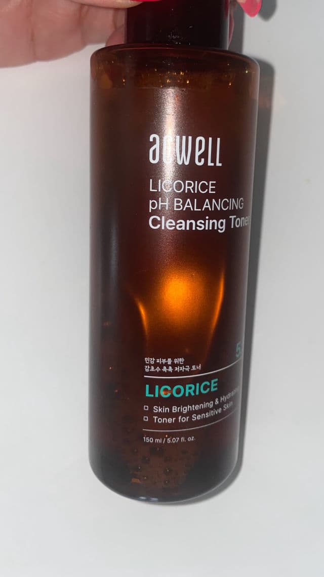 ACWELL Licorice pH Balancing Cleansing Toner review photo by CorieHoopz
