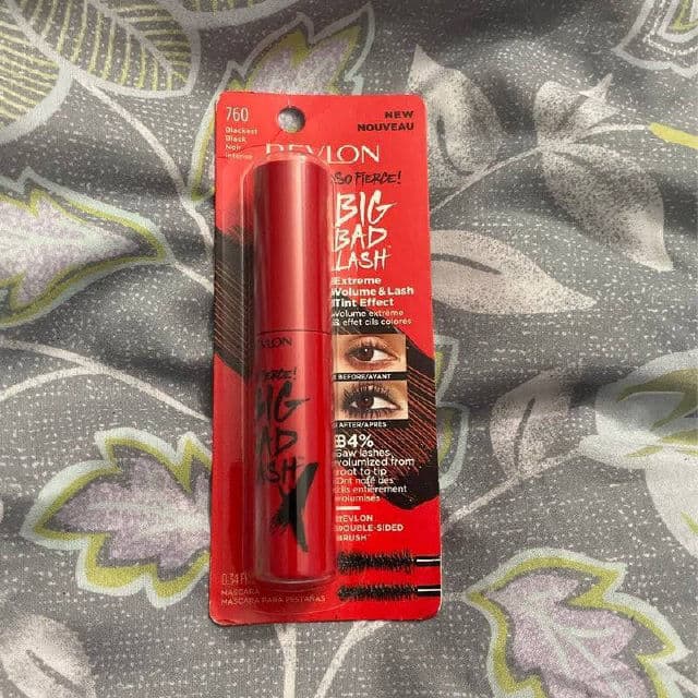 Revlon So Fierce Big Bad Lash Mascara review photo by Yency93