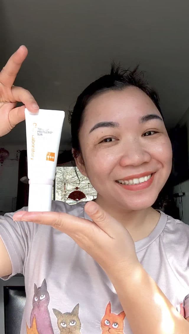 CNP Laboratory Tone Up Protection Sun SPF42 PA+++ review photo by YencyWood