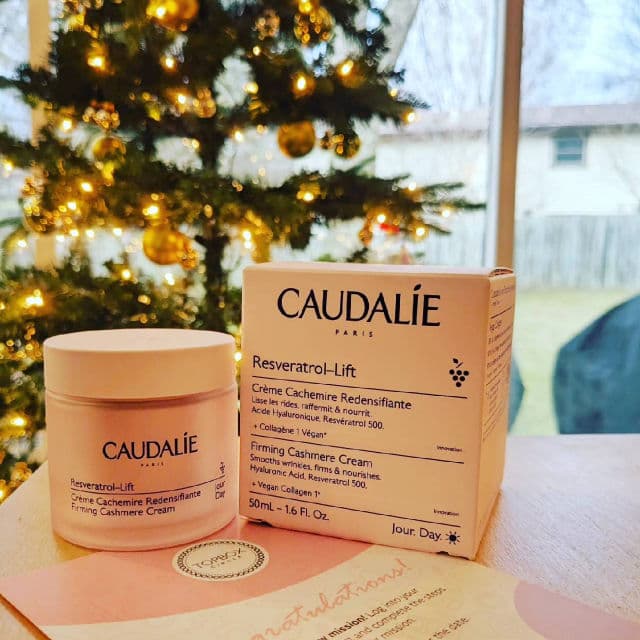 Caudalie Paris Resveratrol-Lift Firming Cashmere Cream  review photo by Yency93