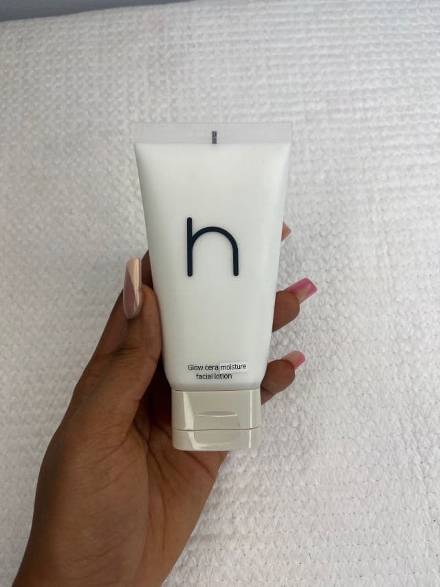 Hamel Glow Cera Barrier Facial Lotion review photo by Lamidare