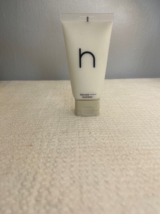 Hamel Glow Cera Barrier Facial Lotion review photo by Lamidare