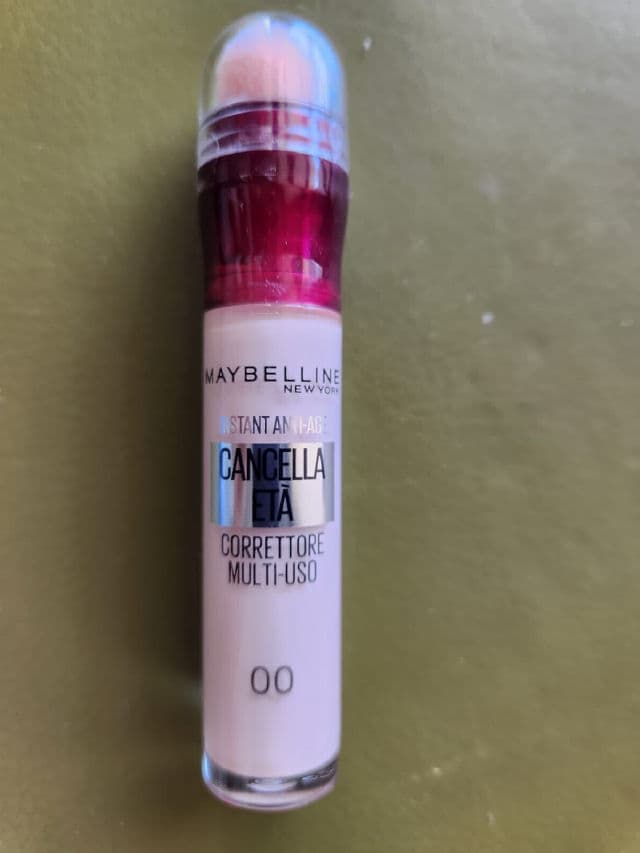 Maybelline Instant Age Rewind Eraser Multi-Use Concealer review photo by DrPaulina 
