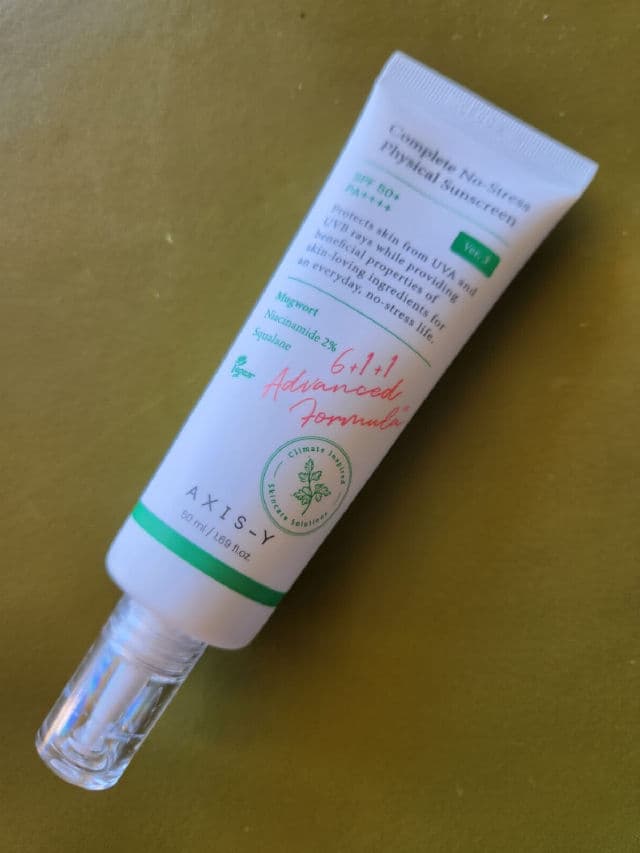AXIS-Y Complete No-Stress Physical Sunscreen V.3 SPF 50+ PA++++ review photo by DrPaulina 