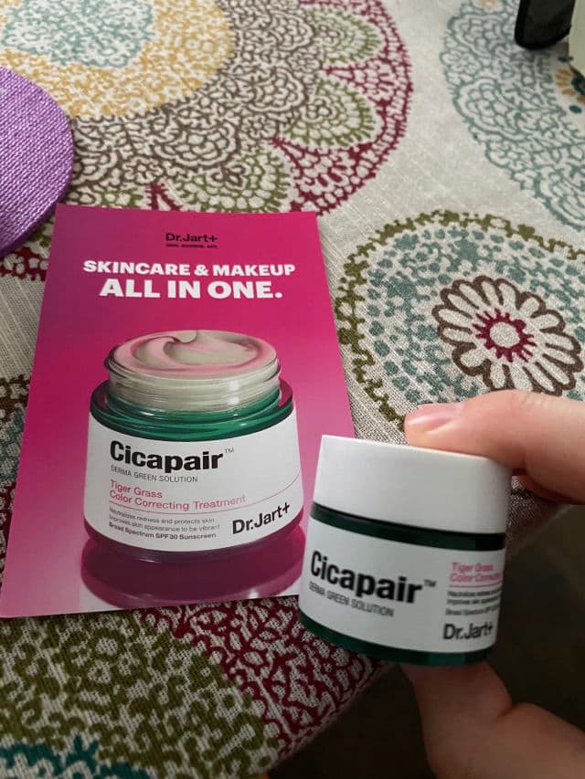 Dr. Jart+ Cicapair Tiger Grass Color Correcting Treatment SPF 30 review photo by elletsai90