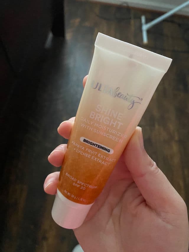 Ulta Beauty Shine Bright Daily Moisturizer with Sunscreen SPF30 review photo by elletsai90