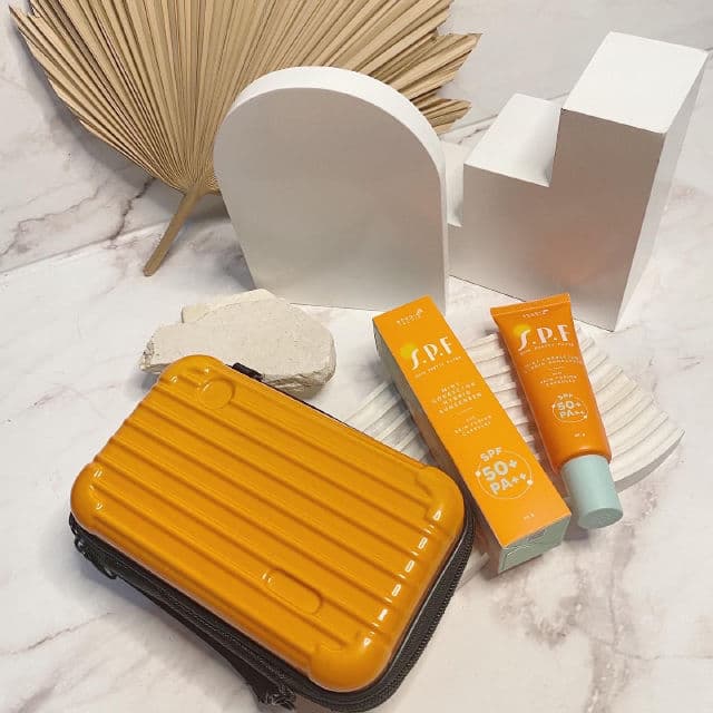 Studio Tropik SPF 50+ PA++ Skin Pretty Filter review photo by Deviskinjournal