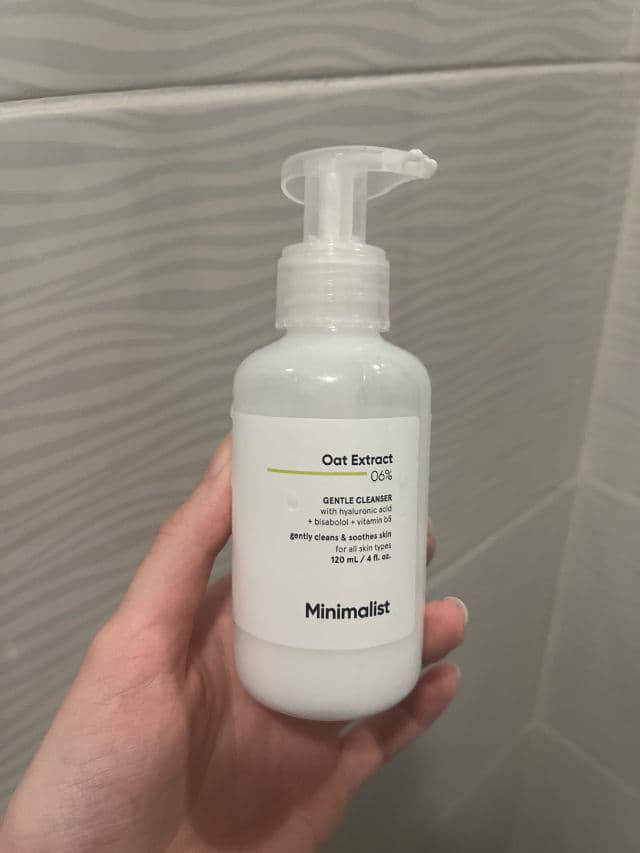 Minimalist Oat Extract 06% Gentle Cleanser review photo by skincarefeline