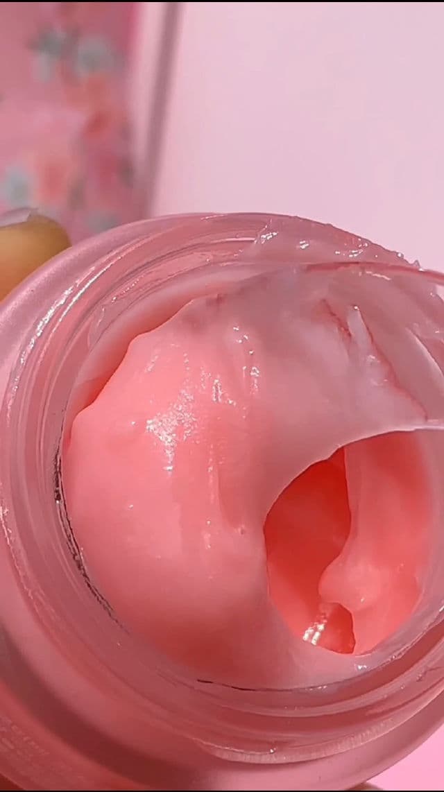 Petitfee Oil Blossom Lip Mask - Camelia Seed Oil review photo by Sommito 