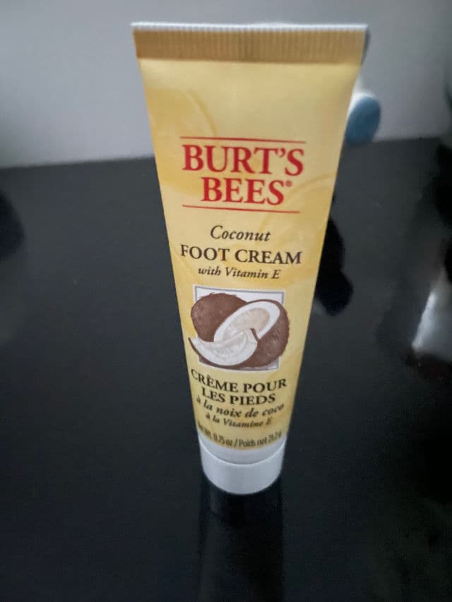 Burt's Bees Coconut Foot Creme review photo by Ishvaya