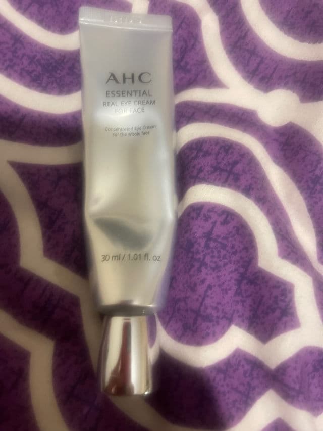 AHC Essential Real Eye Cream for Face review photo by ishaab