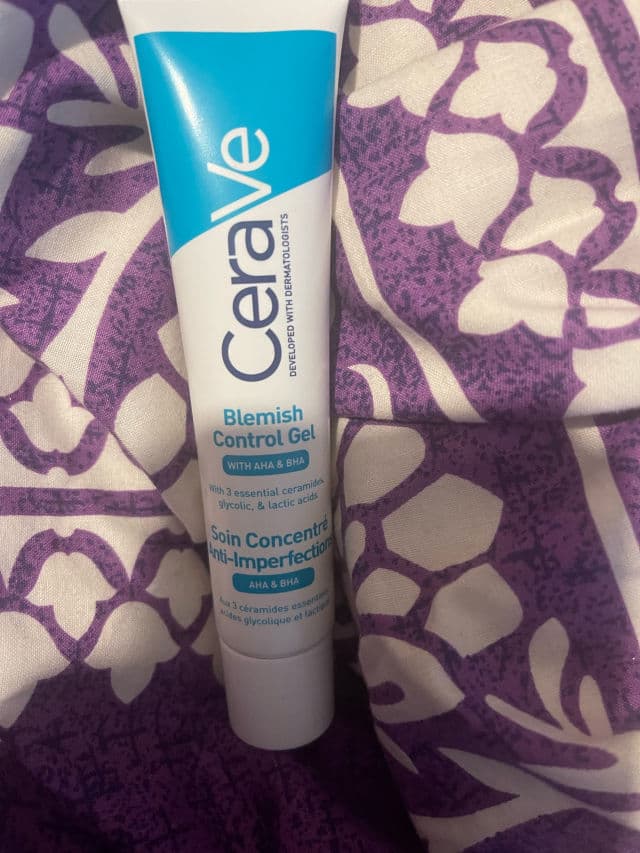 CeraVe Blemish Control Gel Moisturiser review photo by ishaab