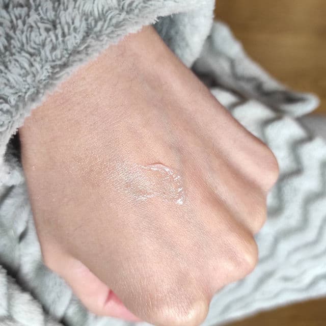 Nuxe Very Rose Rose Lip Balm review photo by Vanner