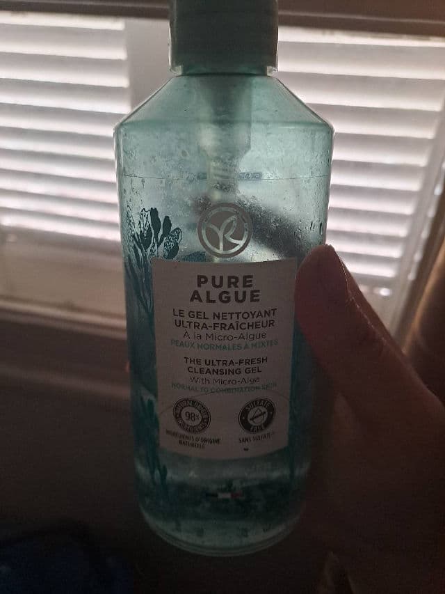 YVES ROCHER Le Gel Nettoyant Ultra-Fraîcheur Pure Algue review photo by zaineb291