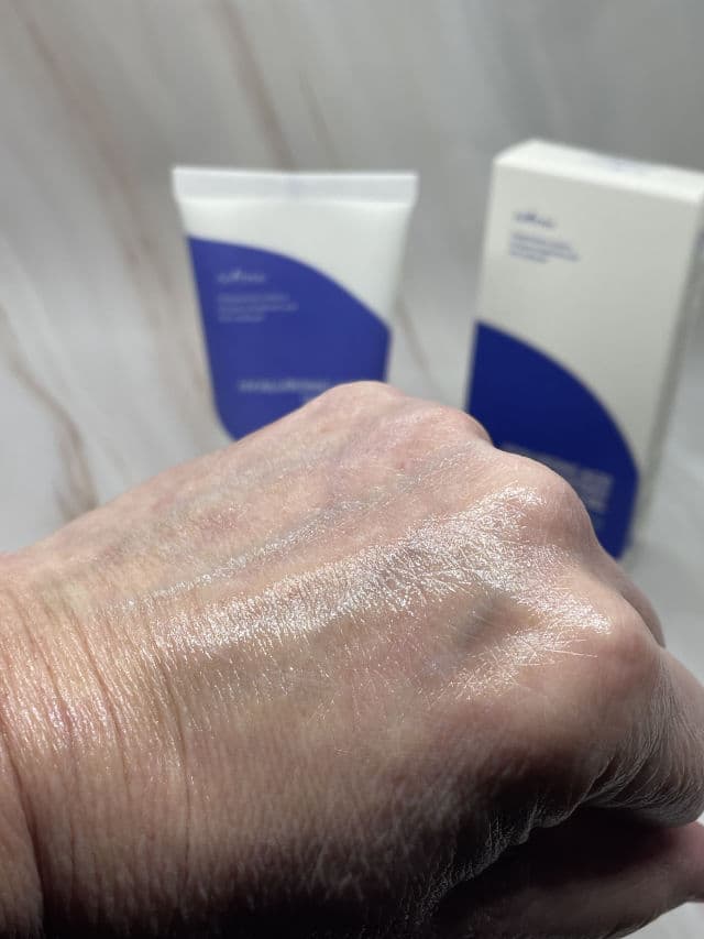 Hyaluronic Acid Watery Sun Gel SPF50+ PA++++ product review