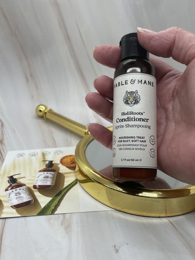 Fable & Mane HoliRoots Conditioner review photo by Sharonspendstoomuch