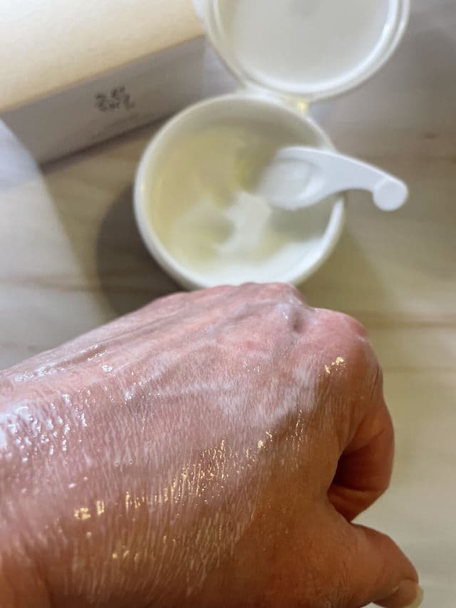 BEAUTY OF JOSEON Radiance Cleansing Balm review photo by Sharonspendstoomuch
