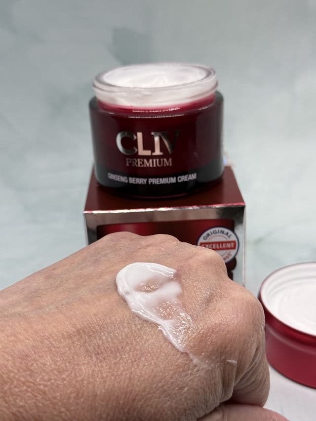 CLIV Ginseng Berry Premium Cream review photo by Sharonspendstoomuch