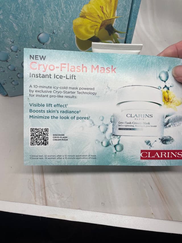 Clarins Cryo-Flash Cream Mask review photo by Sharonspendstoomuch