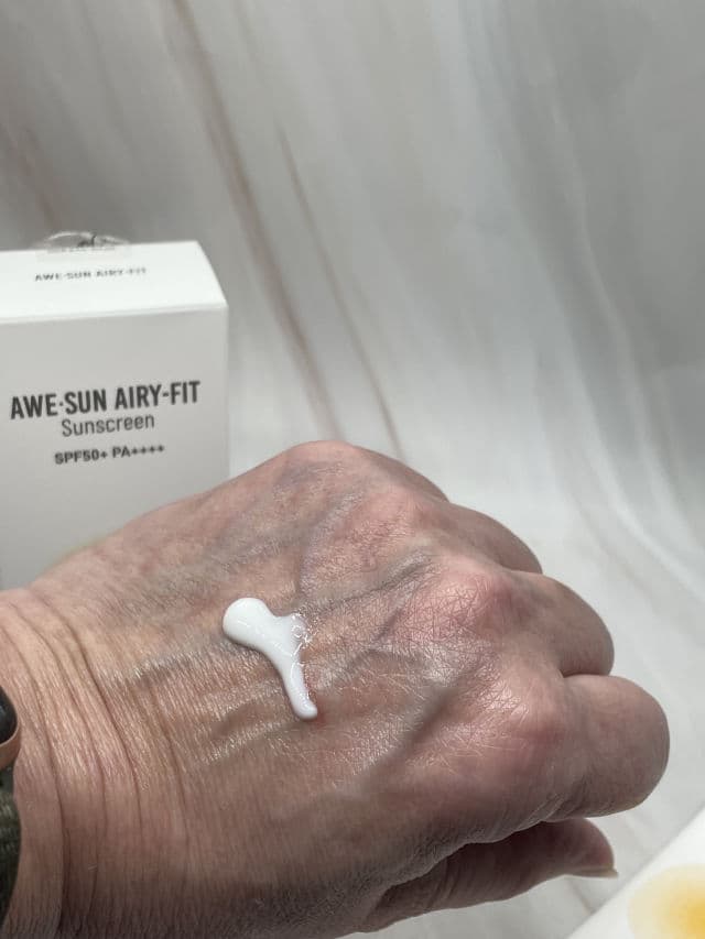 Awe-Sun Airyfit Sunscreen SPF50+ PA ++++  product review