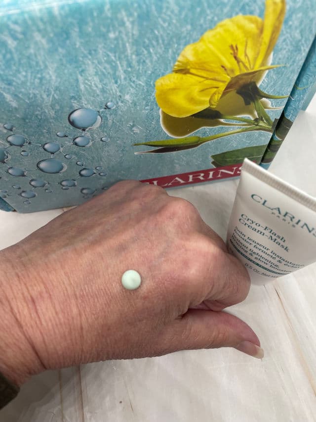 Clarins Cryo-Flash Cream Mask review photo by Sharonspendstoomuch