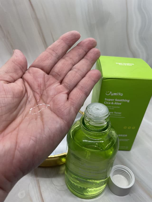 Super Soothing CIca & Aloe Essence Toner product review