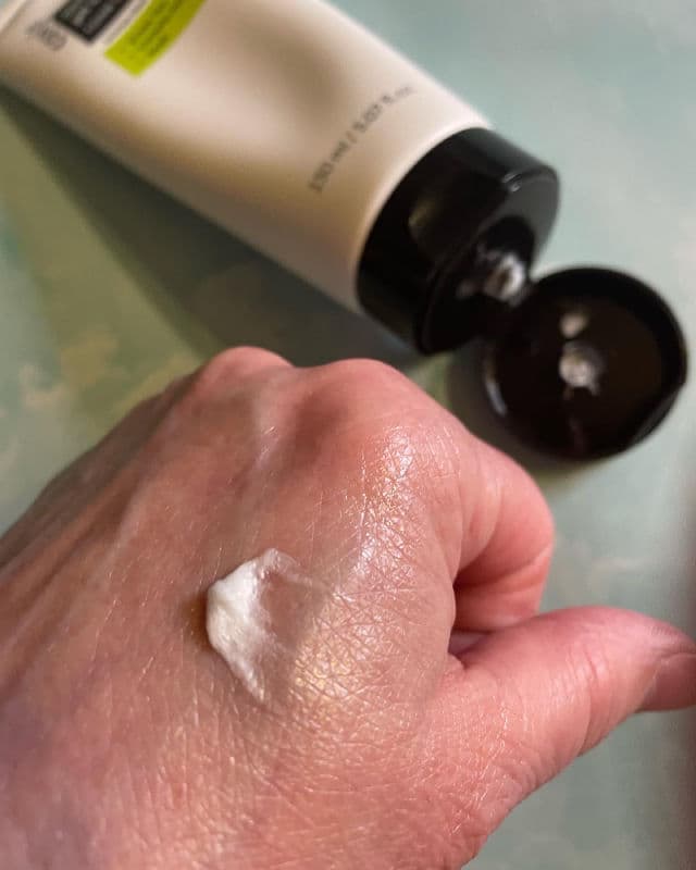 Coxir Green Tea PH Clear Foam Cleanser review photo by Sharonspendstoomuch