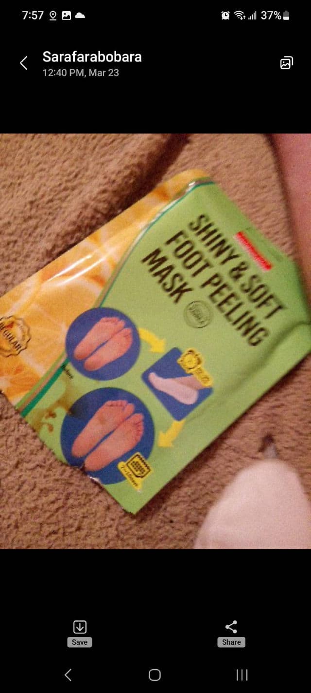 Purederm Shiny & Soft Foot Peeling Mask review photo by laughter